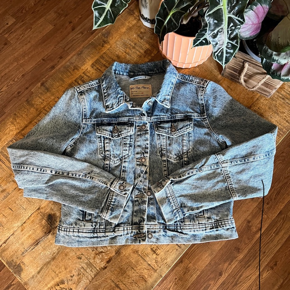 We The Free Rumors Denim Jacket in Light Indigo Free People Size XS - Picture 9 of 16
